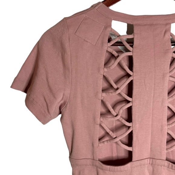 Chaser Strappy Double Vent Back Baby Ribbed Knit Tee Lattice Cutouts Pink Medium - Picture 10 of 16